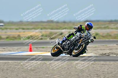 media/Apr-18-2025-TrackDaz (Fri) [[45f5874c44]]/B Group/Session 2 (Turn 7)/